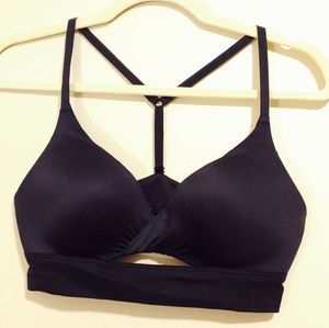 Victoria's Secret uplift bra twist keyhole 34C